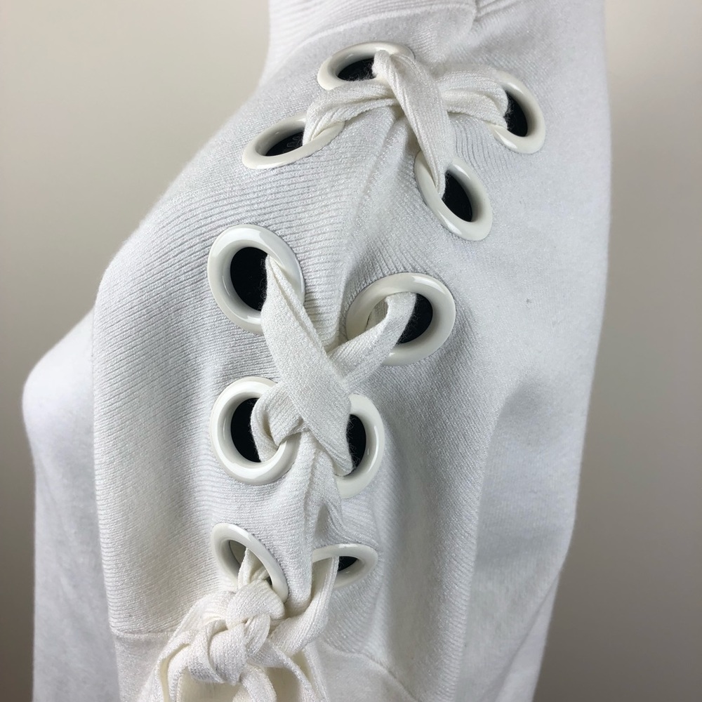 Karen Millen lace up shoulder sweater - Picture 5 of 6